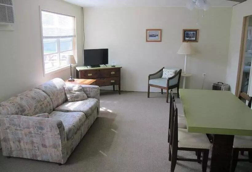 Majatalo Little Ted's Cottages