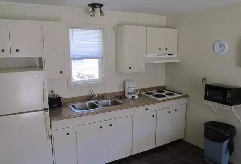 Majatalo Little Ted's Cottages