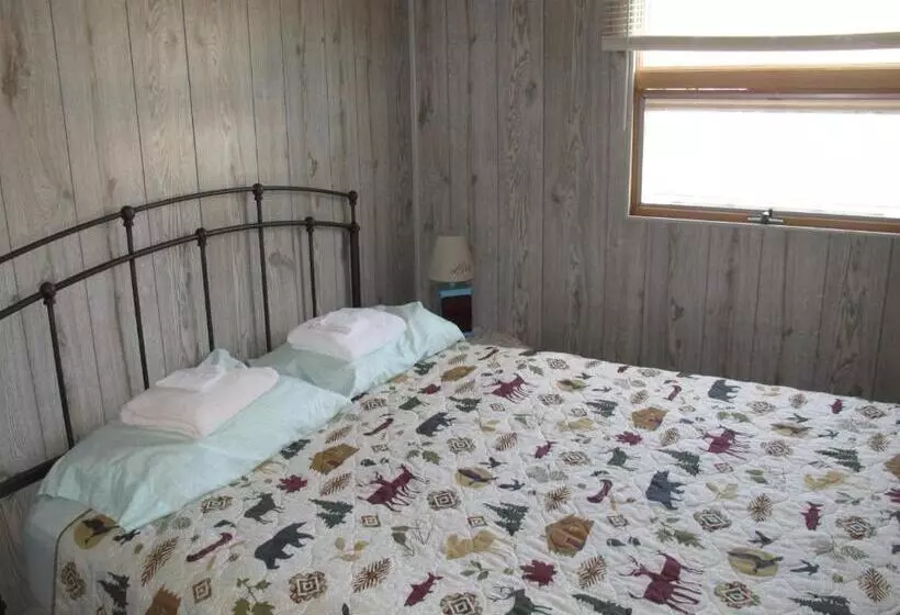 Majatalo Little Ted's Cottages