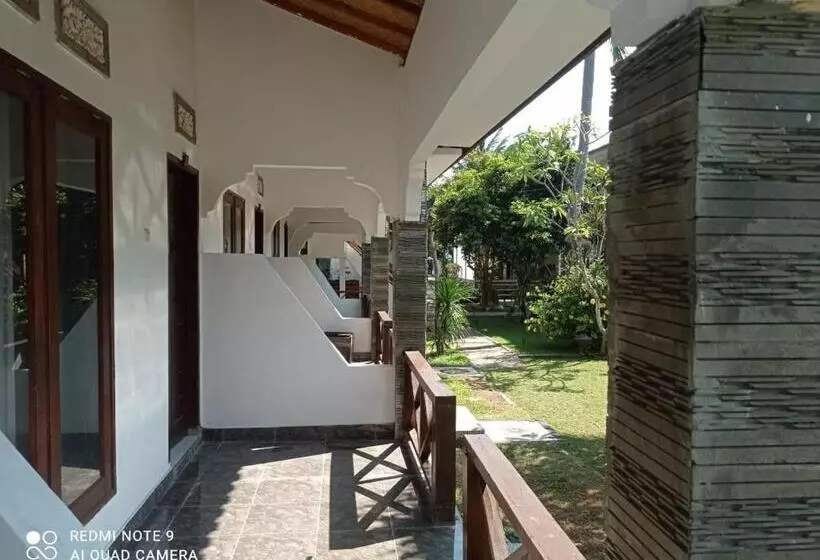ペンション Sekar Kuning Bungalows