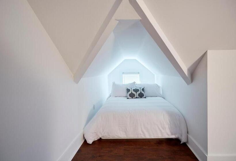 הוסטל Station Inn Pawling