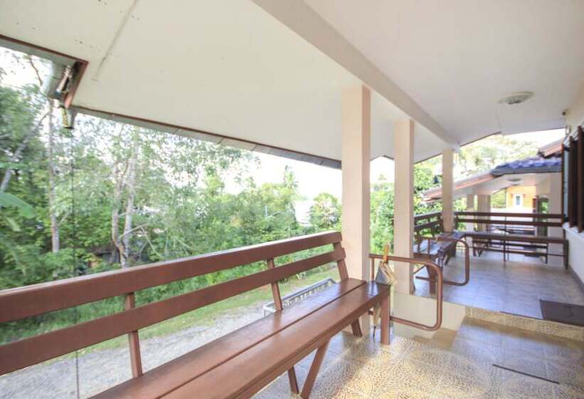 بنسيون Chamil House