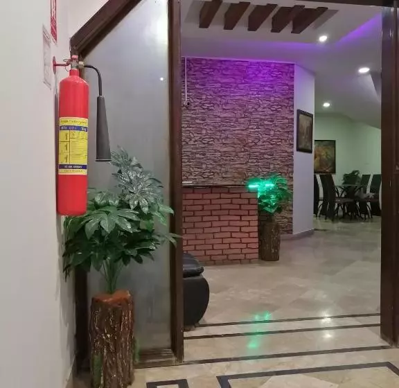 پانسیون Seaview Lodge Guest House