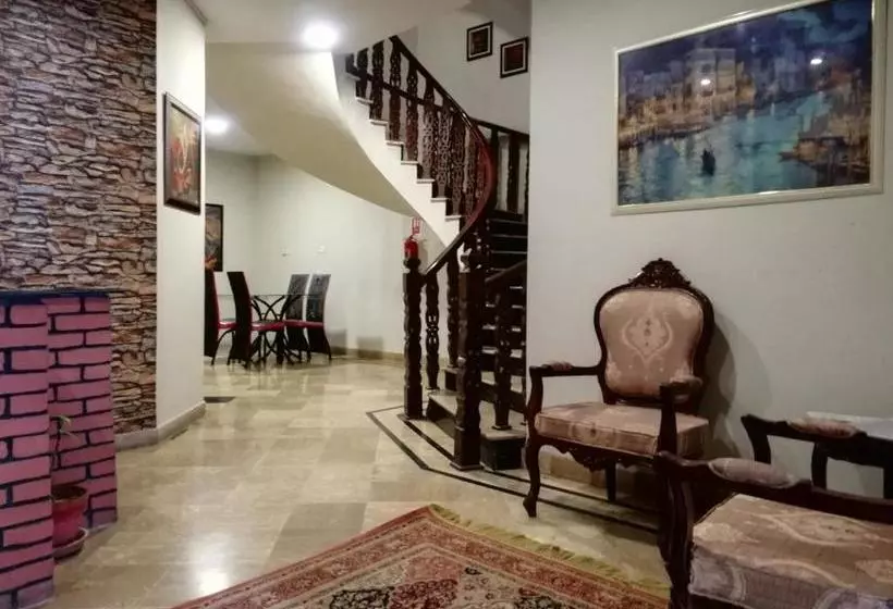 پانسیون Seaview Lodge Guest House