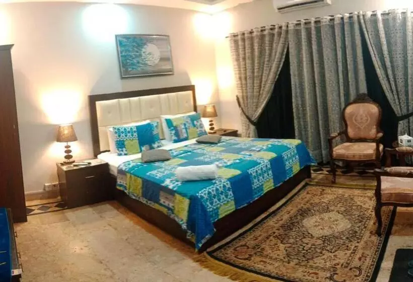 پانسیون Seaview Lodge Guest House