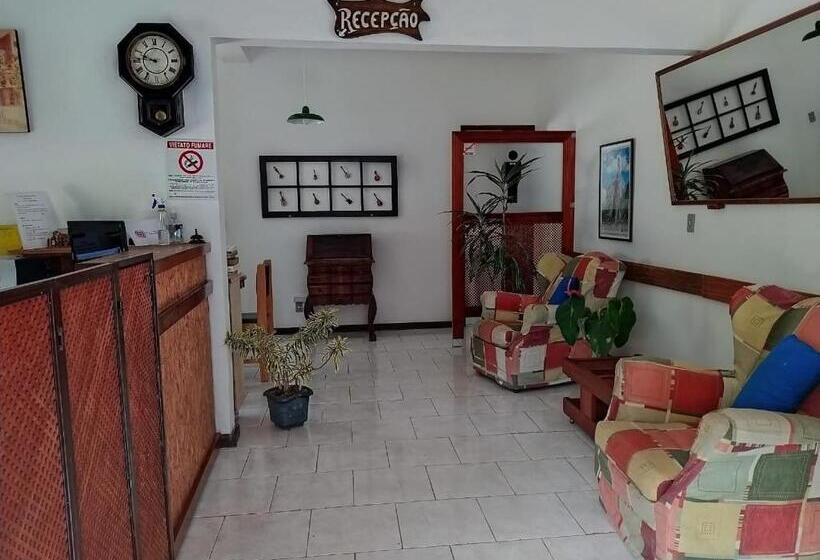 호스텔 Pousada Taverna Do Golf