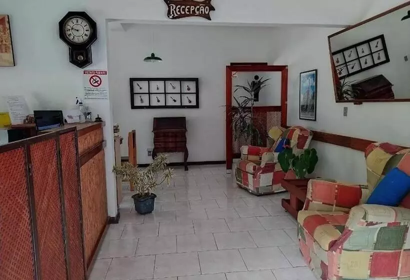 Retkeilymaja Pousada Taverna Do Golf