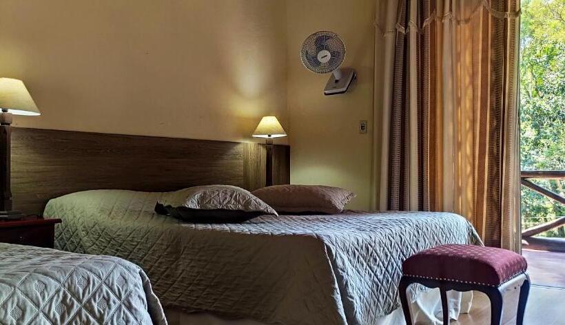 호스텔 Pousada Taverna Do Golf