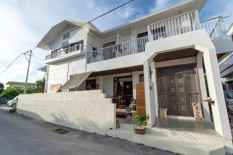 Majatalo Guesthouse Asibina