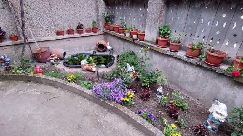 Pensió Guest House Kukera