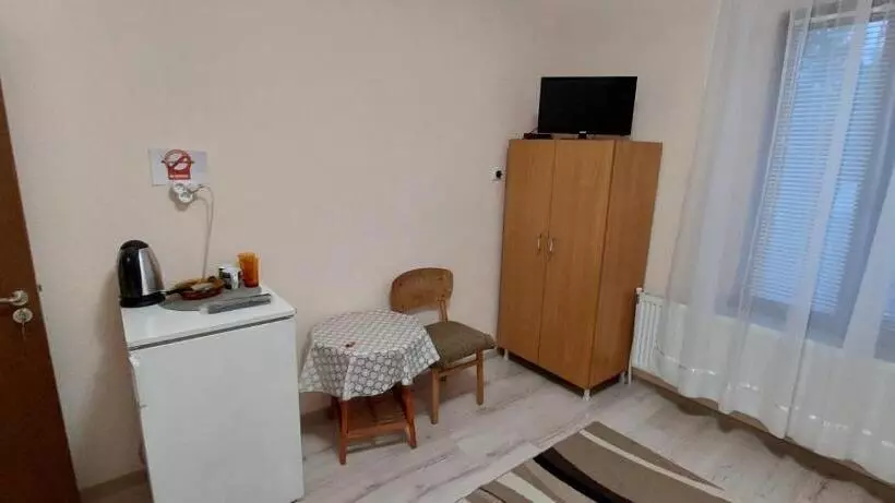 ペンション Guest House Kukera