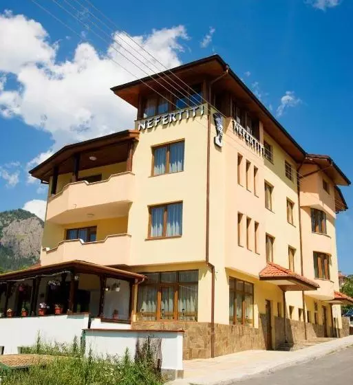 پانسیون Guesthouse Nefertiti