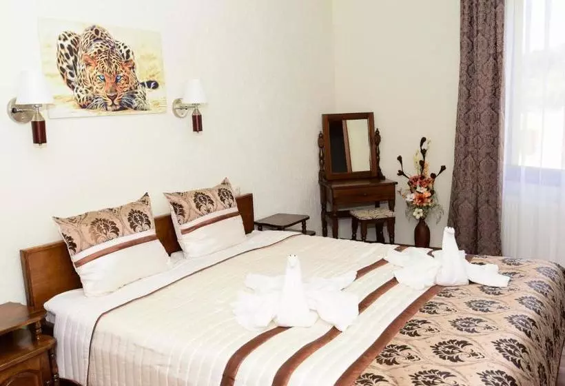 پانسیون Guesthouse Nefertiti