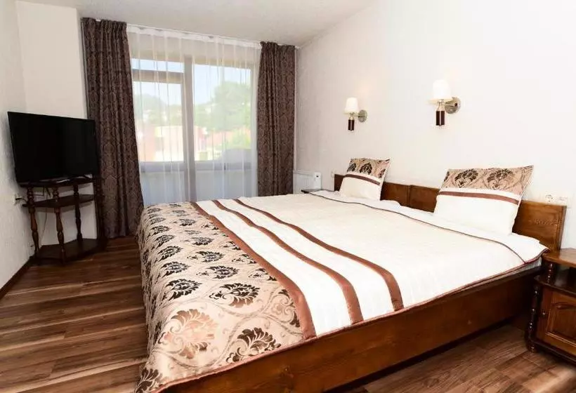 پانسیون Guesthouse Nefertiti