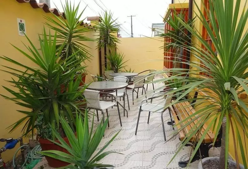 Majatalo Hostal Casa Amarilla San Vicente De Tagua Tagua