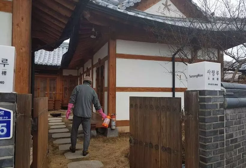 Majatalo Sarangroo