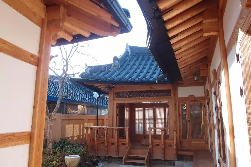 Majatalo Sarangroo