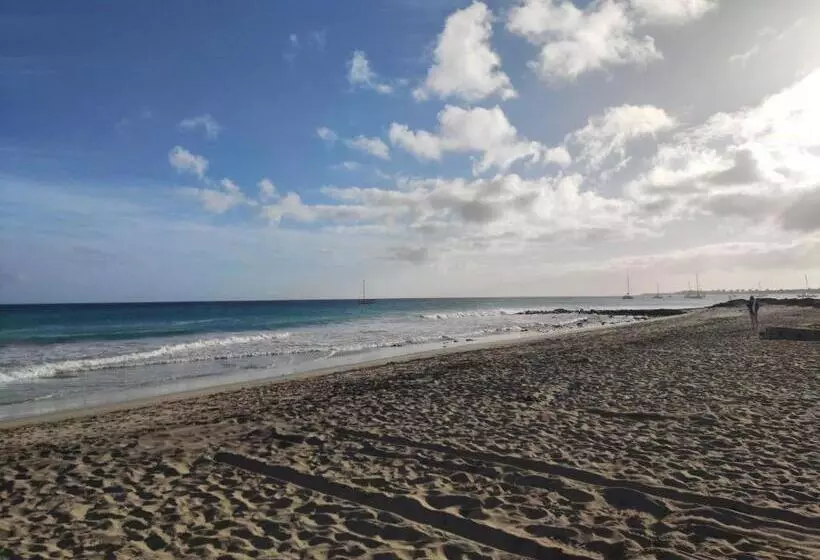 Residence Amanda With Pool