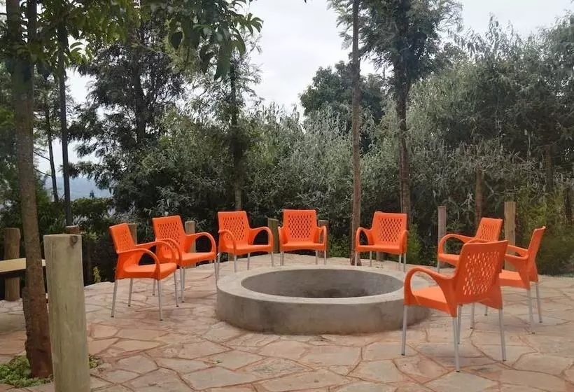 پانسیون Jari Inn Bistro