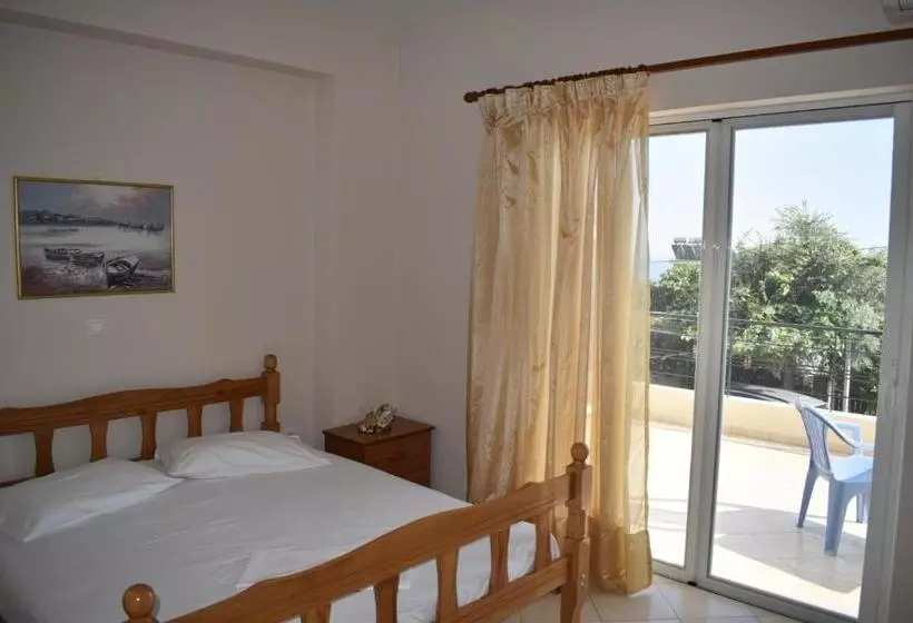 پانسیون J&b Rooms Dhermi