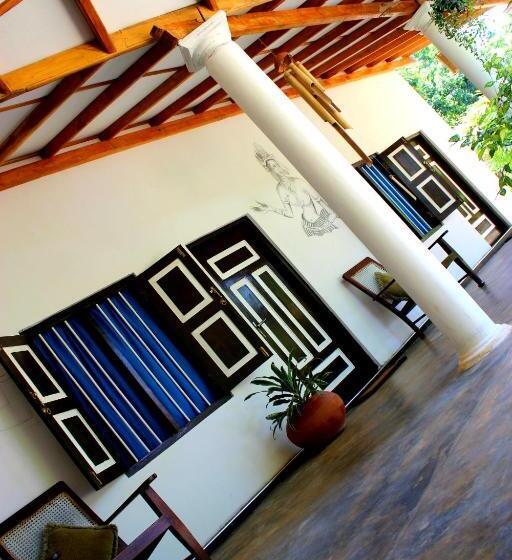 بنسيون The Courtyard Villa