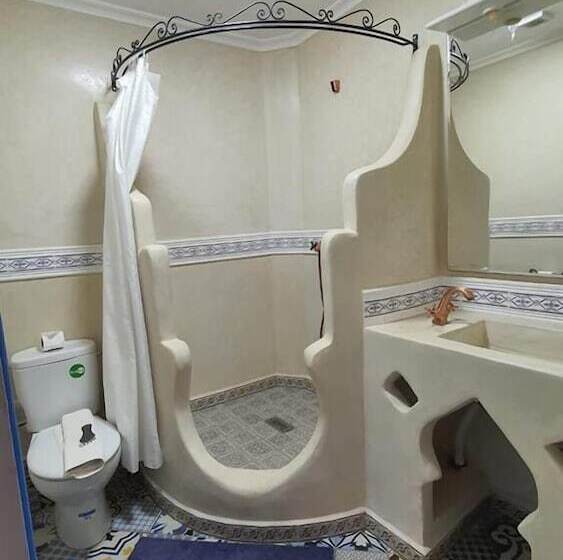 פנסיון Casa Familia