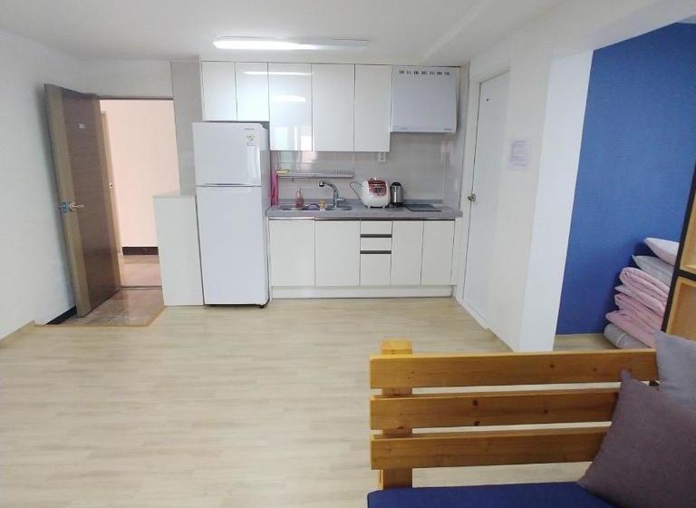 펜션 Gongju Ein Haus