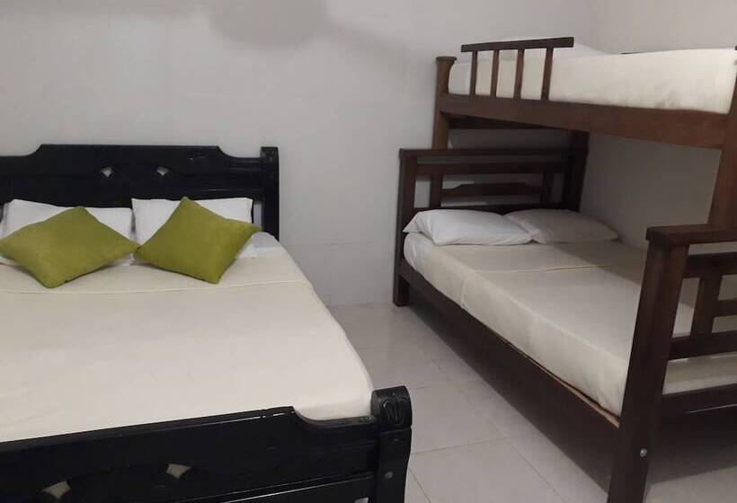 Pension Hostal Cocobomgo