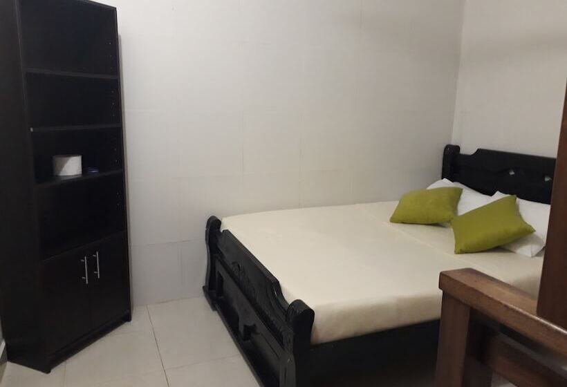 Pension Hostal Cocobomgo