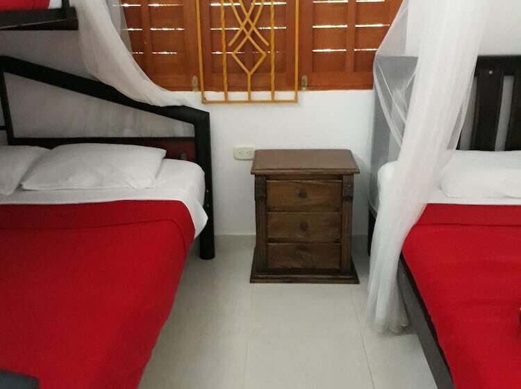 Pension Hostal Cocobomgo