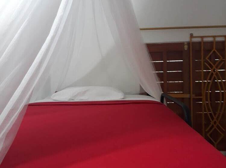 Pension Hostal Cocobomgo