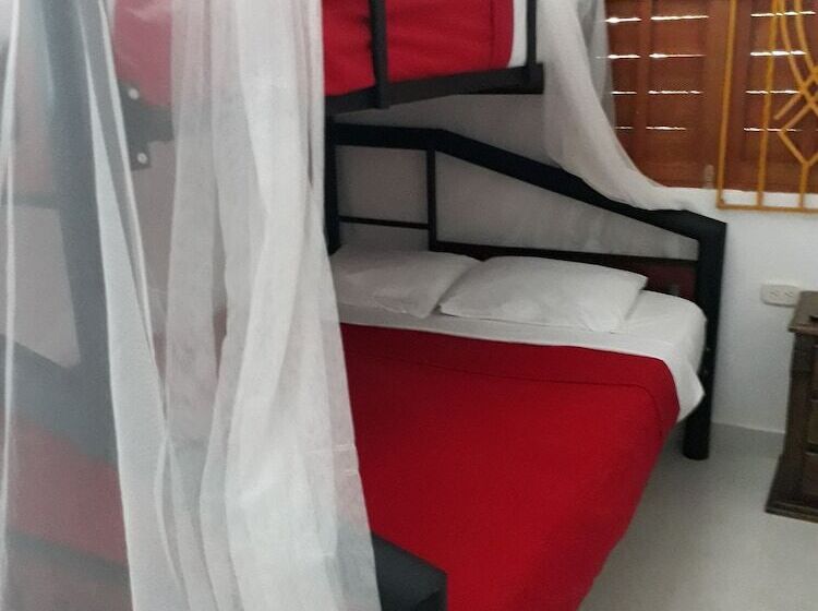 Pension Hostal Cocobomgo