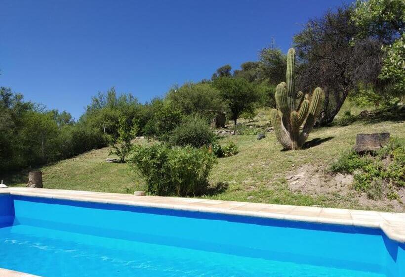 هاستل Posada Cerro Los Nogales