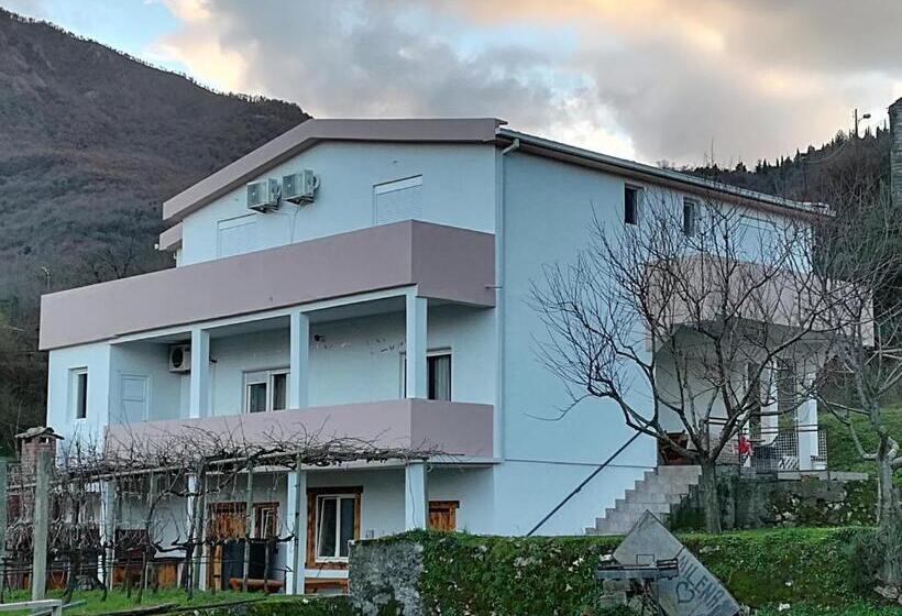 هتل Vržina Farm House Skadar Lake