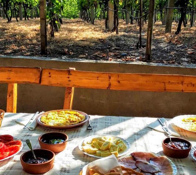 هتل Vržina Farm House Skadar Lake