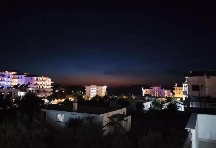 پانسیون Guesthouse Dollomaja Ksamil