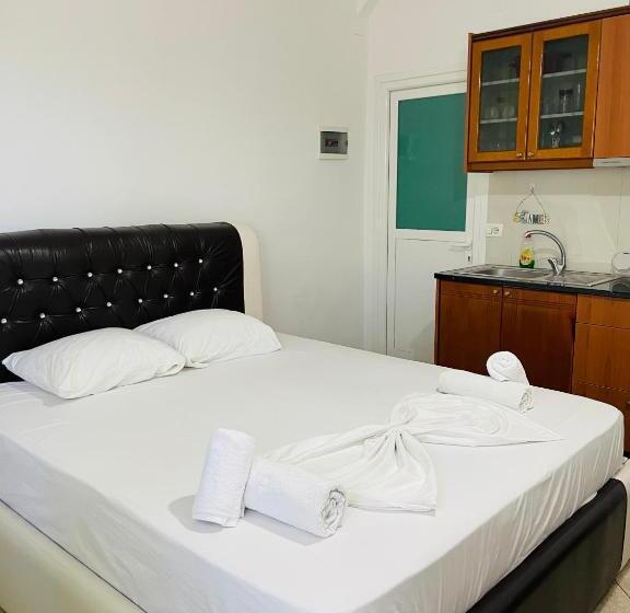 פנסיון Guesthouse Dollomaja Ksamil