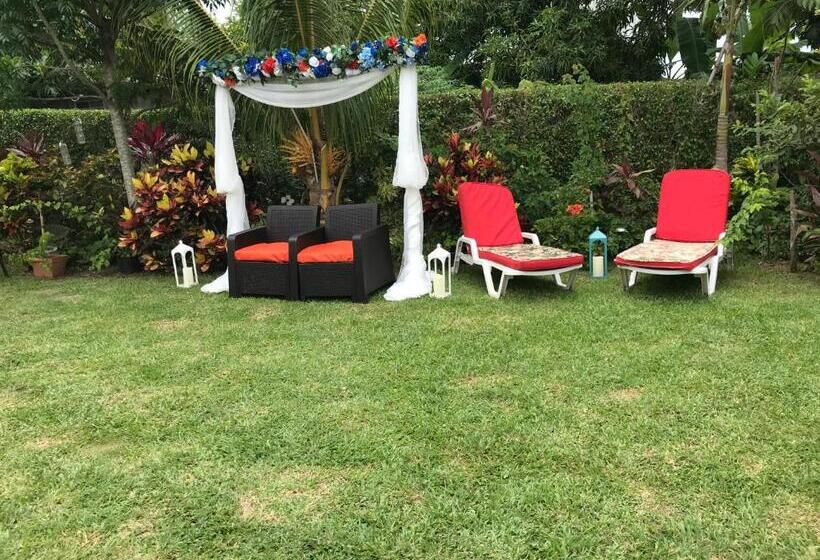 پانسیون Lorenton Hideaway