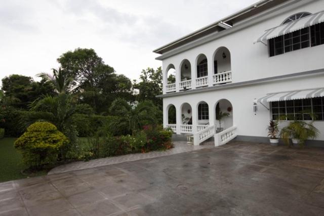 پانسیون Lorenton Hideaway