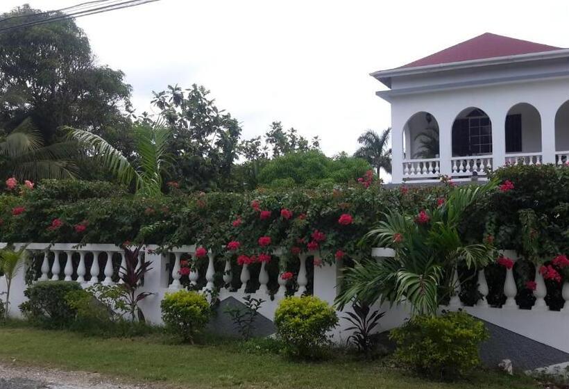 پانسیون Lorenton Hideaway