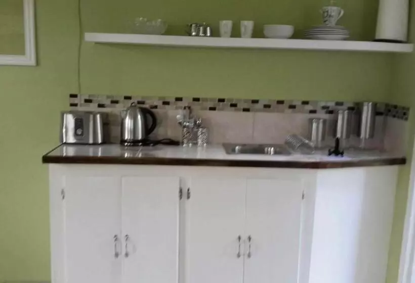 پانسیون Lorenton Hideaway