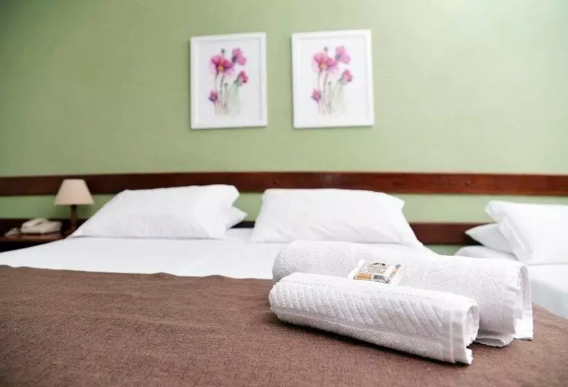 ペンション Pousada Oasis Teresopolis