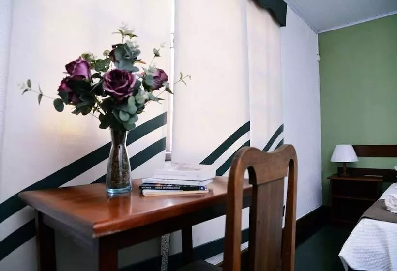 ペンション Pousada Oasis Teresopolis