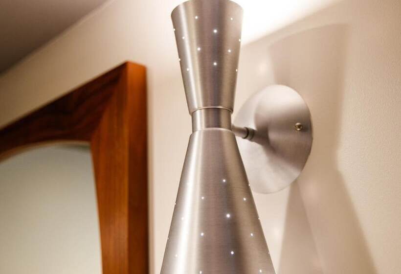 Alder Hotel Uptown New Orleans