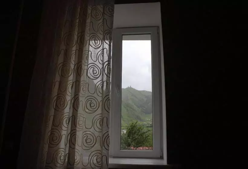 پانسیون Inga Guest House