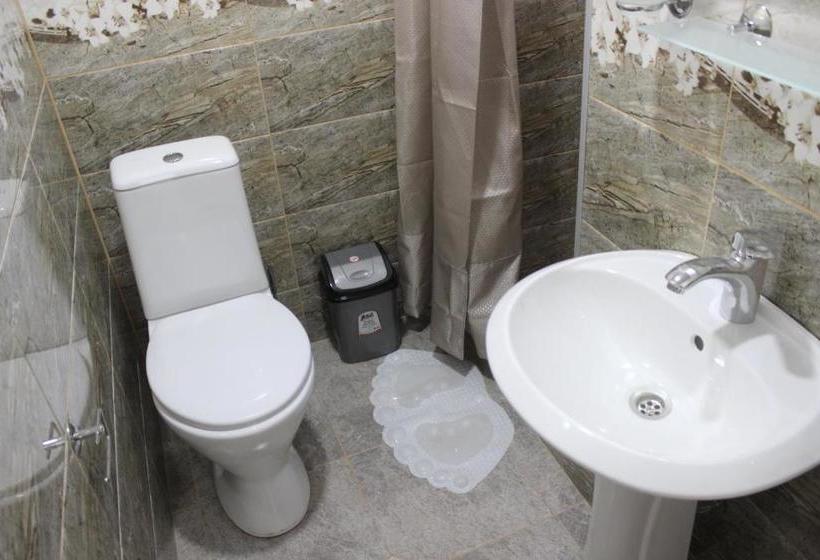 پانسیون Inga Guest House