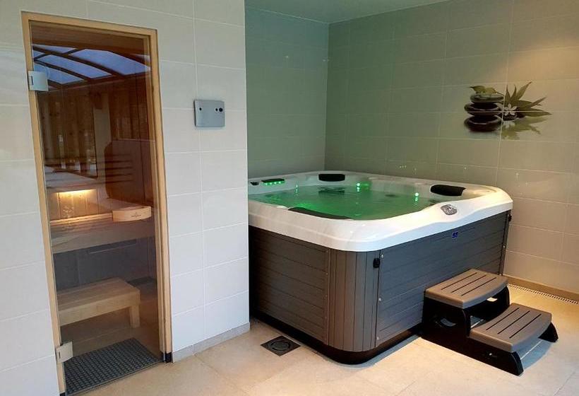 פנסיון L'albizia