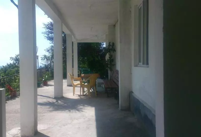 پانسیون Temo S Guest House In Kvariati