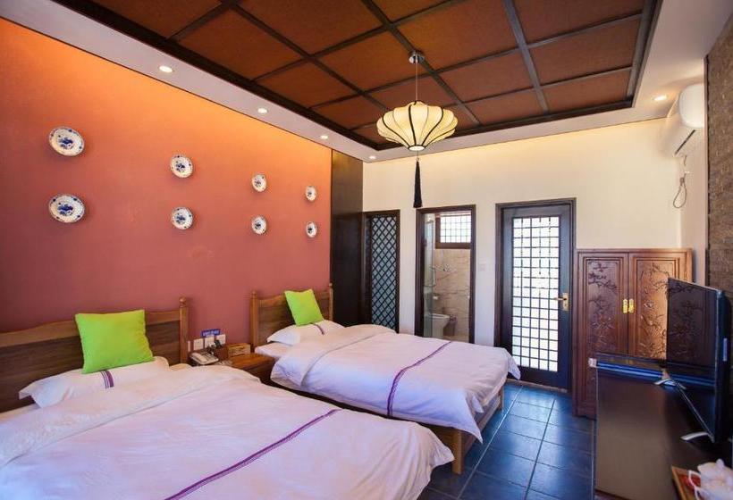 펜션 Hidden Creek Inn