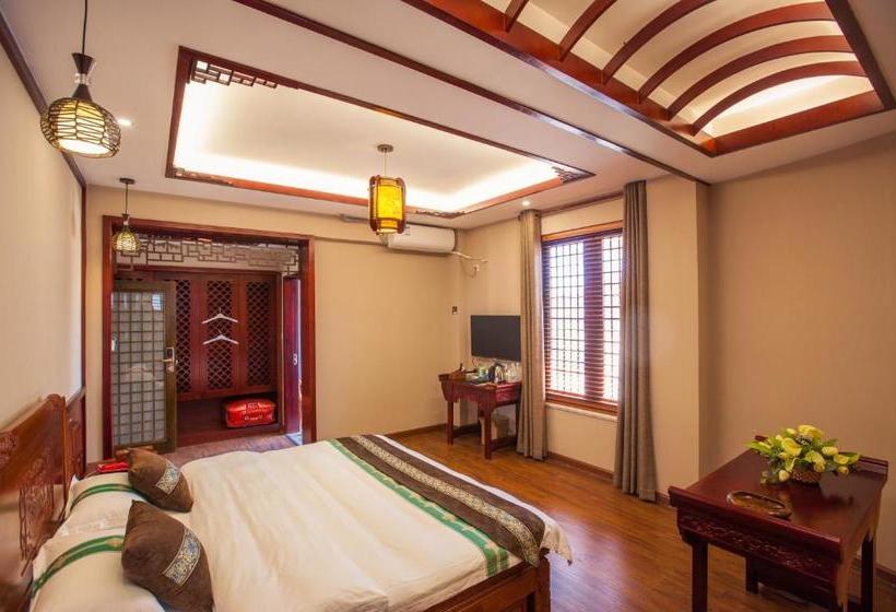 펜션 Hidden Creek Inn